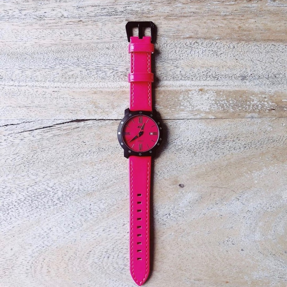 Hot Pink Women's Watch - Unbranded Fashion Timepiece